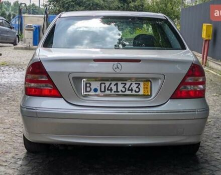 Сірий Мерседес Ц-Клас, об'ємом двигуна 1.8 л та пробігом 250 тис. км за 6950 $, фото 6 на Automoto.ua