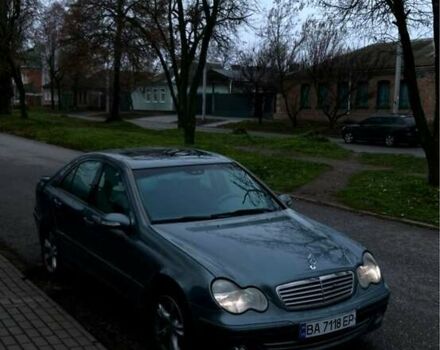 Сірий Мерседес Ц-Клас, об'ємом двигуна 2.1 л та пробігом 500 тис. км за 5400 $, фото 11 на Automoto.ua