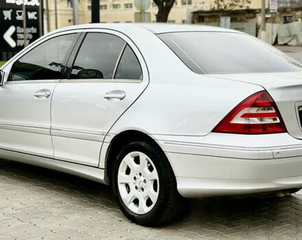 Сірий Мерседес Ц-Клас, об'ємом двигуна 1.8 л та пробігом 225 тис. км за 6700 $, фото 23 на Automoto.ua