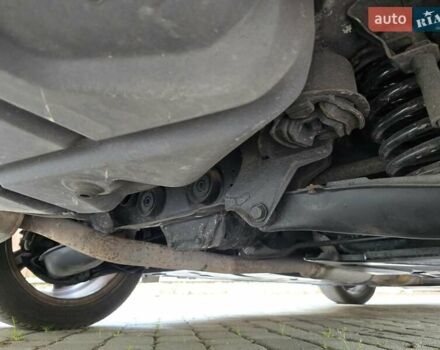 Серый Мерседес Ц-Класс, объемом двигателя 1.8 л и пробегом 176 тыс. км за 7500 $, фото 33 на Automoto.ua