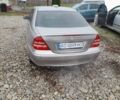 Сірий Мерседес Ц-Клас, об'ємом двигуна 3 л та пробігом 229 тис. км за 6800 $, фото 4 на Automoto.ua