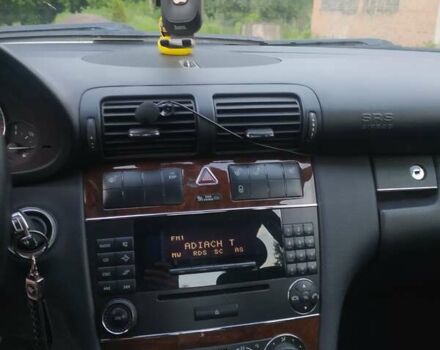 Сірий Мерседес Ц-Клас, об'ємом двигуна 1.8 л та пробігом 232 тис. км за 6800 $, фото 17 на Automoto.ua