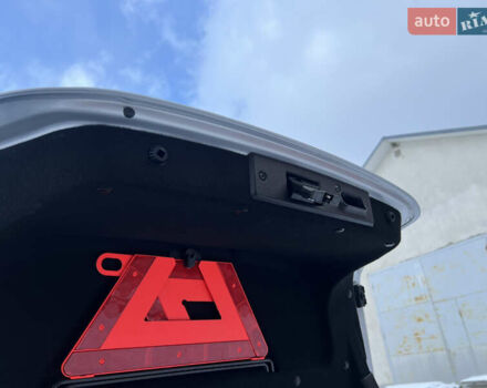 Серый Мерседес Ц-Класс, объемом двигателя 1.8 л и пробегом 162 тыс. км за 6850 $, фото 32 на Automoto.ua