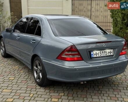 Серый Мерседес Ц-Класс, объемом двигателя 2.1 л и пробегом 260 тыс. км за 8500 $, фото 12 на Automoto.ua