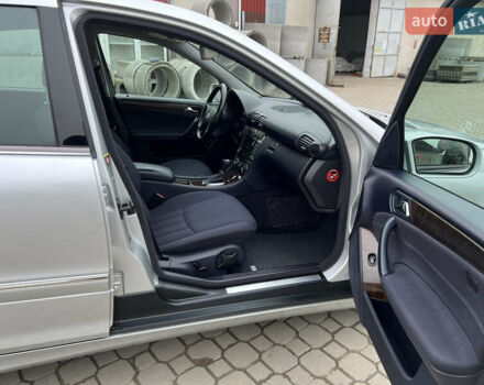 Сірий Мерседес Ц-Клас, об'ємом двигуна 1.8 л та пробігом 162 тис. км за 7299 $, фото 52 на Automoto.ua