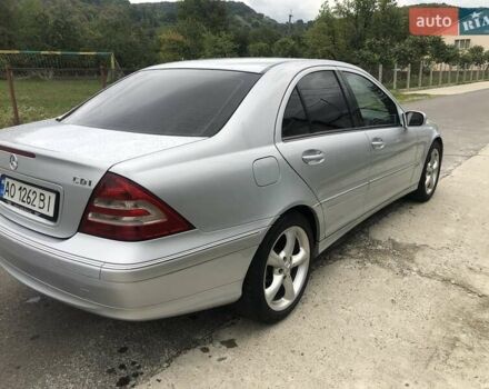 Сірий Мерседес Ц-Клас, об'ємом двигуна 2.1 л та пробігом 315 тис. км за 8000 $, фото 3 на Automoto.ua