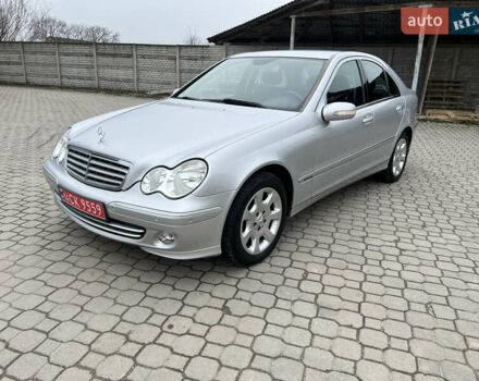 Сірий Мерседес Ц-Клас, об'ємом двигуна 1.8 л та пробігом 162 тис. км за 7299 $, фото 5 на Automoto.ua