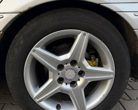 Серый Мерседес Ц-Класс, объемом двигателя 2.2 л и пробегом 287 тыс. км за 7500 $, фото 12 на Automoto.ua