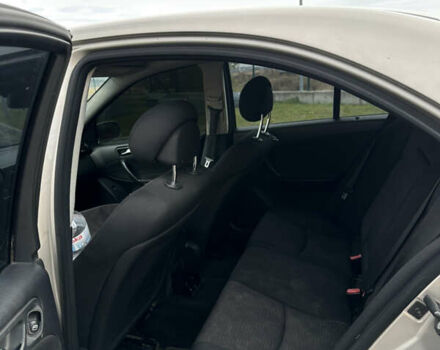 Сірий Мерседес Ц-Клас, об'ємом двигуна 2.2 л та пробігом 373 тис. км за 2950 $, фото 5 на Automoto.ua