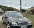 Сірий Мерседес Ц-Клас, об'ємом двигуна 2.2 л та пробігом 320 тис. км за 2227 $, фото 1 на Automoto.ua