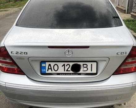 Сірий Мерседес Ц-Клас, об'ємом двигуна 2.1 л та пробігом 315 тис. км за 8000 $, фото 6 на Automoto.ua