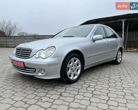 Сірий Мерседес Ц-Клас, об'ємом двигуна 1.8 л та пробігом 162 тис. км за 7299 $, фото 4 на Automoto.ua