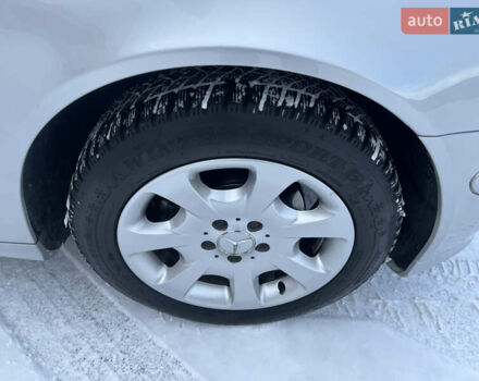 Серый Мерседес Ц-Класс, объемом двигателя 1.8 л и пробегом 162 тыс. км за 6850 $, фото 22 на Automoto.ua