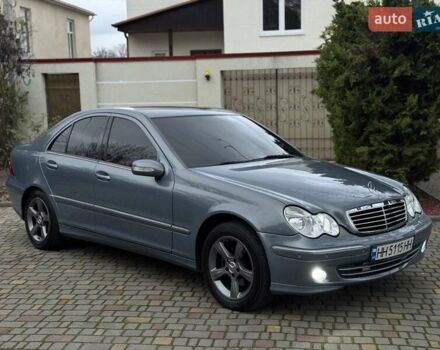 Серый Мерседес Ц-Класс, объемом двигателя 2.1 л и пробегом 260 тыс. км за 8500 $, фото 10 на Automoto.ua
