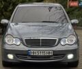 Серый Мерседес Ц-Класс, объемом двигателя 2.1 л и пробегом 260 тыс. км за 8500 $, фото 1 на Automoto.ua