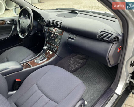 Сірий Мерседес Ц-Клас, об'ємом двигуна 1.8 л та пробігом 162 тис. км за 7299 $, фото 54 на Automoto.ua