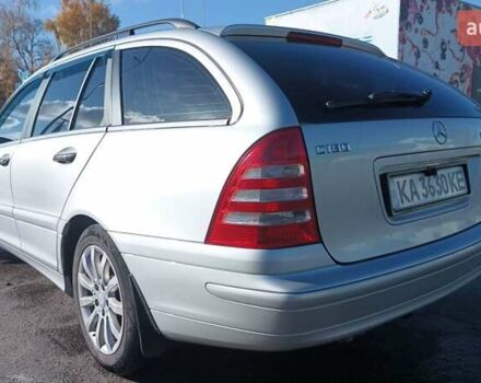 Серый Мерседес Ц-Класс, объемом двигателя 1.8 л и пробегом 300 тыс. км за 7200 $, фото 2 на Automoto.ua