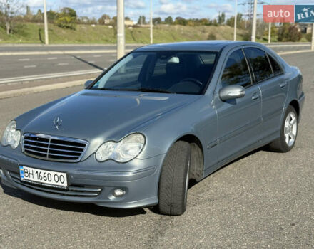 Серый Мерседес Ц-Класс, объемом двигателя 1.8 л и пробегом 197 тыс. км за 7500 $, фото 2 на Automoto.ua