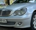 Сірий Мерседес Ц-Клас, об'ємом двигуна 2.2 л та пробігом 363 тис. км за 5690 $, фото 11 на Automoto.ua