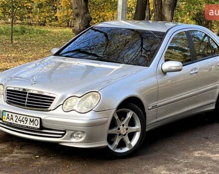 Серый Мерседес Ц-Класс, объемом двигателя 1.8 л и пробегом 278 тыс. км за 6500 $, фото 7 на Automoto.ua