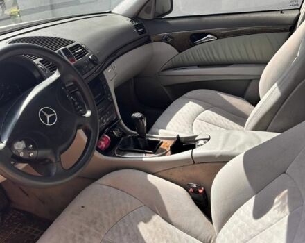 Сірий Мерседес Ц-Клас, об'ємом двигуна 2.7 л та пробігом 380 тис. км за 2900 $, фото 6 на Automoto.ua