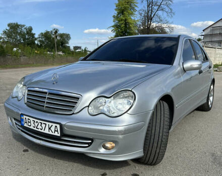 Сірий Мерседес Ц-Клас, об'ємом двигуна 1.8 л та пробігом 225 тис. км за 6350 $, фото 8 на Automoto.ua