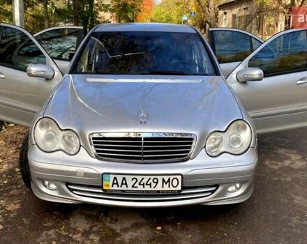 Серый Мерседес Ц-Класс, объемом двигателя 1.8 л и пробегом 278 тыс. км за 6500 $, фото 13 на Automoto.ua