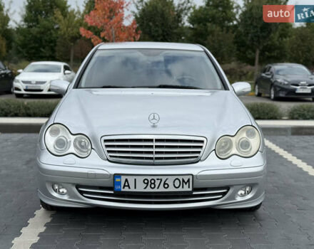 Серый Мерседес Ц-Класс, объемом двигателя 1.8 л и пробегом 212 тыс. км за 7600 $, фото 12 на Automoto.ua
