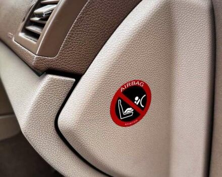 Сірий Мерседес Ц-Клас, об'ємом двигуна 3 л та пробігом 300 тис. км за 11000 $, фото 30 на Automoto.ua