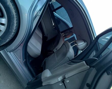 Серый Мерседес Ц-Класс, объемом двигателя 1.8 л и пробегом 1 тыс. км за 8900 $, фото 5 на Automoto.ua