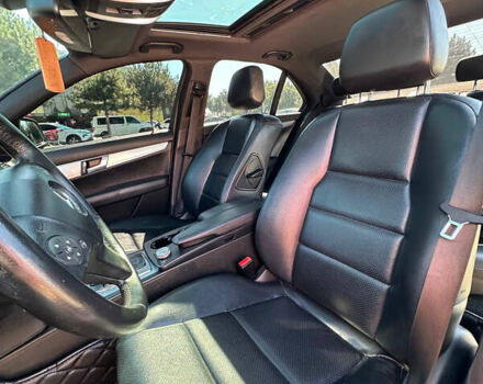 Сірий Мерседес Ц-Клас, об'ємом двигуна 3 л та пробігом 198 тис. км за 8499 $, фото 3 на Automoto.ua