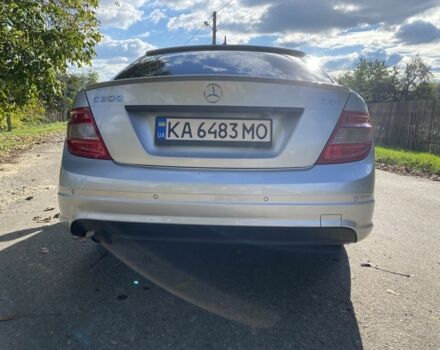 Сірий Мерседес Ц-Клас, об'ємом двигуна 2.2 л та пробігом 320 тис. км за 9400 $, фото 2 на Automoto.ua