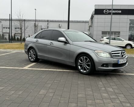 Сірий Мерседес Ц-Клас, об'ємом двигуна 2.1 л та пробігом 320 тис. км за 8450 $, фото 1 на Automoto.ua