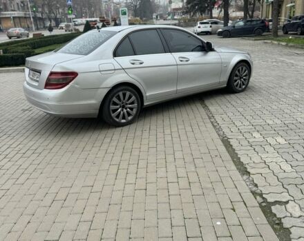 Серый Мерседес Ц-Класс, объемом двигателя 2.1 л и пробегом 300 тыс. км за 7200 $, фото 5 на Automoto.ua