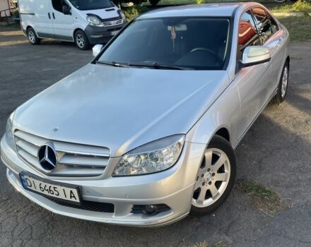 Серый Мерседес Ц-Класс, объемом двигателя 2.1 л и пробегом 318 тыс. км за 8500 $, фото 3 на Automoto.ua