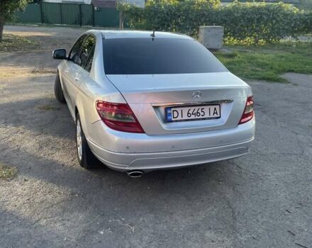 Серый Мерседес Ц-Класс, объемом двигателя 2.15 л и пробегом 320 тыс. км за 8000 $, фото 6 на Automoto.ua