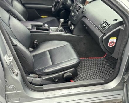 Сірий Мерседес Ц-Клас, об'ємом двигуна 2.1 л та пробігом 320 тис. км за 8450 $, фото 4 на Automoto.ua