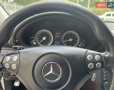 Сірий Мерседес Ц-Клас, об'ємом двигуна 1.8 л та пробігом 215 тис. км за 7200 $, фото 18 на Automoto.ua