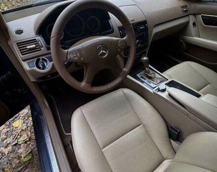 Сірий Мерседес Ц-Клас, об'ємом двигуна 3 л та пробігом 300 тис. км за 11000 $, фото 25 на Automoto.ua