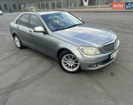 Сірий Мерседес Ц-Клас, об'ємом двигуна 1.8 л та пробігом 257 тис. км за 7500 $, фото 21 на Automoto.ua