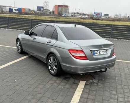Сірий Мерседес Ц-Клас, об'ємом двигуна 2.1 л та пробігом 320 тис. км за 8450 $, фото 3 на Automoto.ua
