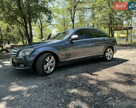 Сірий Мерседес Ц-Клас, об'ємом двигуна 3 л та пробігом 256 тис. км за 9300 $, фото 8 на Automoto.ua