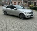 Серый Мерседес Ц-Класс, объемом двигателя 2.1 л и пробегом 300 тыс. км за 7200 $, фото 4 на Automoto.ua