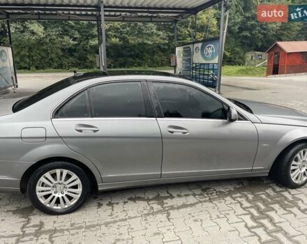 Серый Мерседес Ц-Класс, объемом двигателя 2.98 л и пробегом 270 тыс. км за 10000 $, фото 15 на Automoto.ua