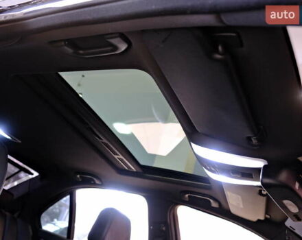 Сірий Мерседес Ц-Клас, об'ємом двигуна 3 л та пробігом 198 тис. км за 8900 $, фото 39 на Automoto.ua