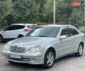 Сірий Мерседес Ц-Клас, об'ємом двигуна 1.8 л та пробігом 215 тис. км за 7200 $, фото 1 на Automoto.ua