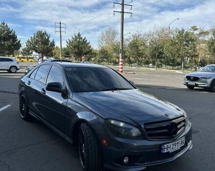 Сірий Мерседес Ц-Клас, об'ємом двигуна 3 л та пробігом 198 тис. км за 8500 $, фото 2 на Automoto.ua