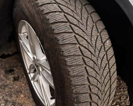 Сірий Мерседес Ц-Клас, об'ємом двигуна 3 л та пробігом 300 тис. км за 11000 $, фото 11 на Automoto.ua