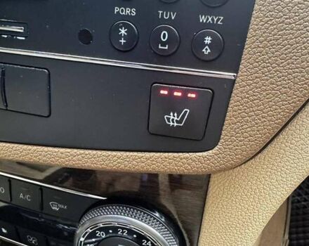 Сірий Мерседес Ц-Клас, об'ємом двигуна 3 л та пробігом 300 тис. км за 11000 $, фото 44 на Automoto.ua