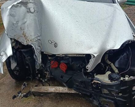 Сірий Мерседес Ц-Клас, об'ємом двигуна 1.8 л та пробігом 216 тис. км за 2700 $, фото 3 на Automoto.ua